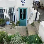 Rosie's On The Crescent פילי